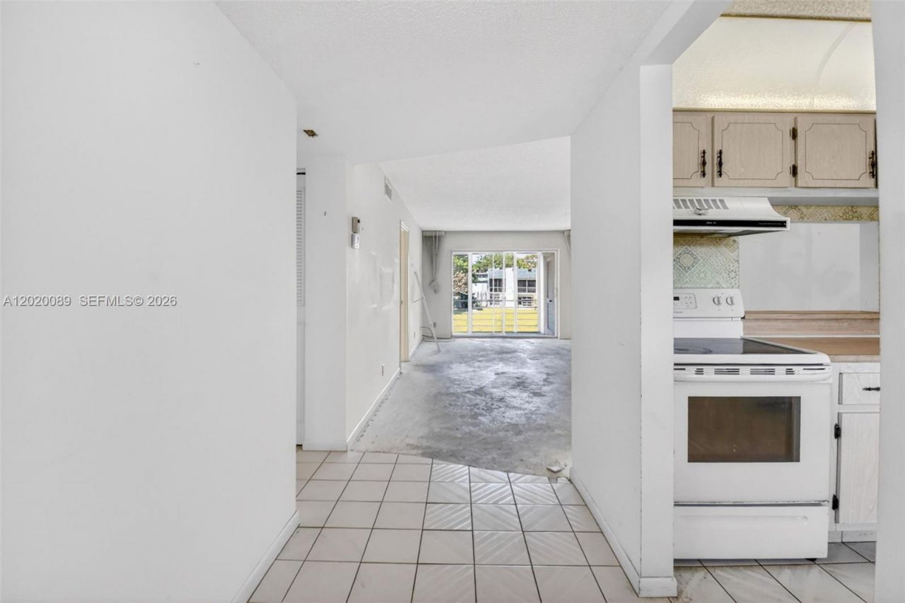 2901 Fiore Way , Unit 2020, Delray Beach, FL 33445 Photo