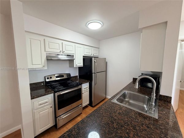 716 NW 103rd Ter , Unit 203, Pembroke Pines, FL 33026