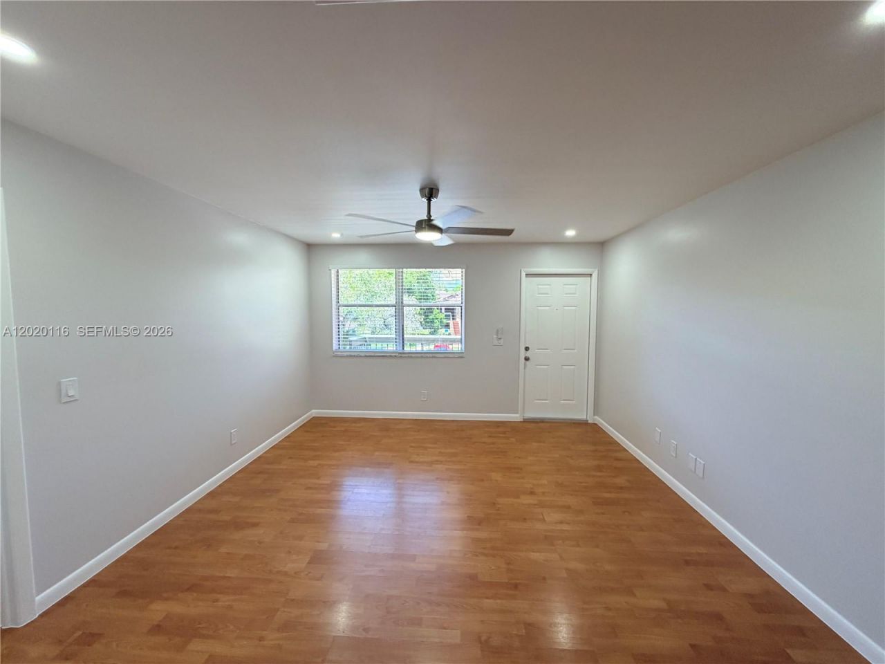 716 NW 103rd Ter , Unit 203, Pembroke Pines, FL 33026 Photo