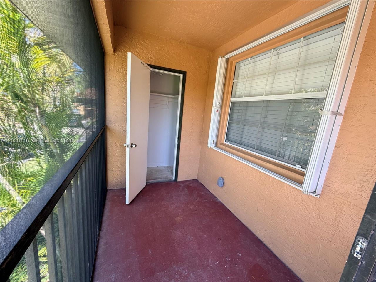 716 NW 103rd Ter , Unit 203, Pembroke Pines, FL 33026 Photo