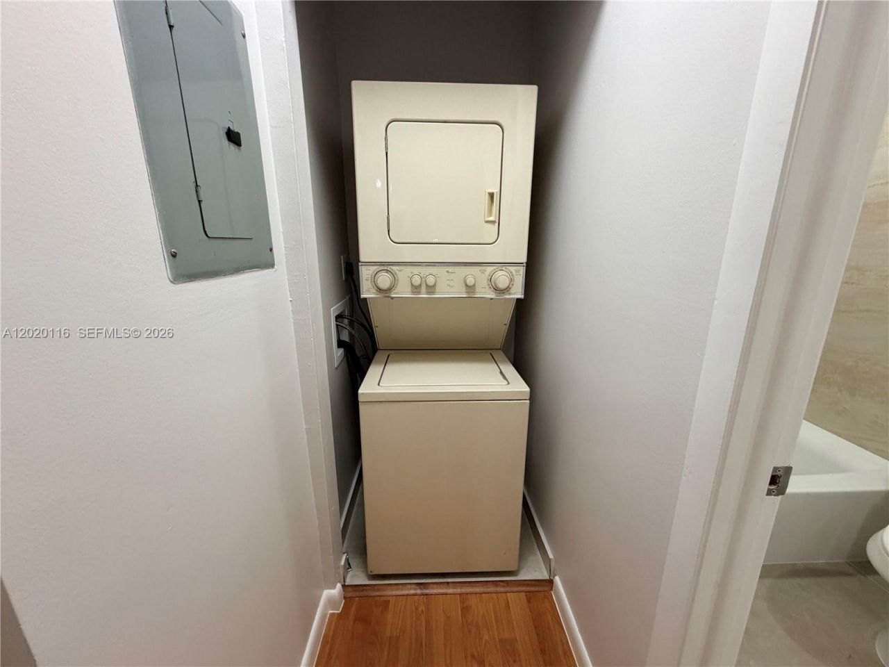 716 NW 103rd Ter , Unit 203, Pembroke Pines, FL 33026 Photo