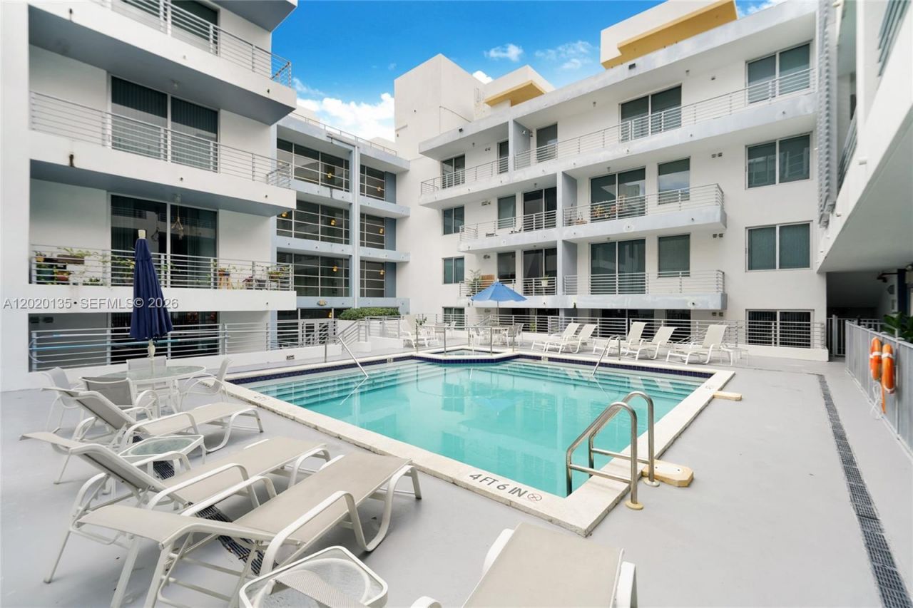 3339 Virginia St, Unit 329, Miami, FL 33133 Photo
