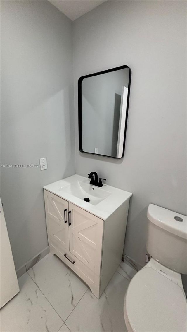 20825 NE 8th Ct, Unit 204-19, Miami, FL 33179 Photo