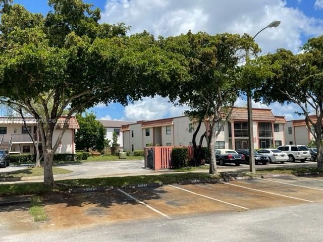 20825 NE 8th Ct, Unit 204-19, Miami, FL 33179 Photo