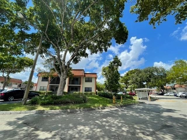 20825 NE 8th Ct, Unit 204-19, Miami, FL 33179 Photo