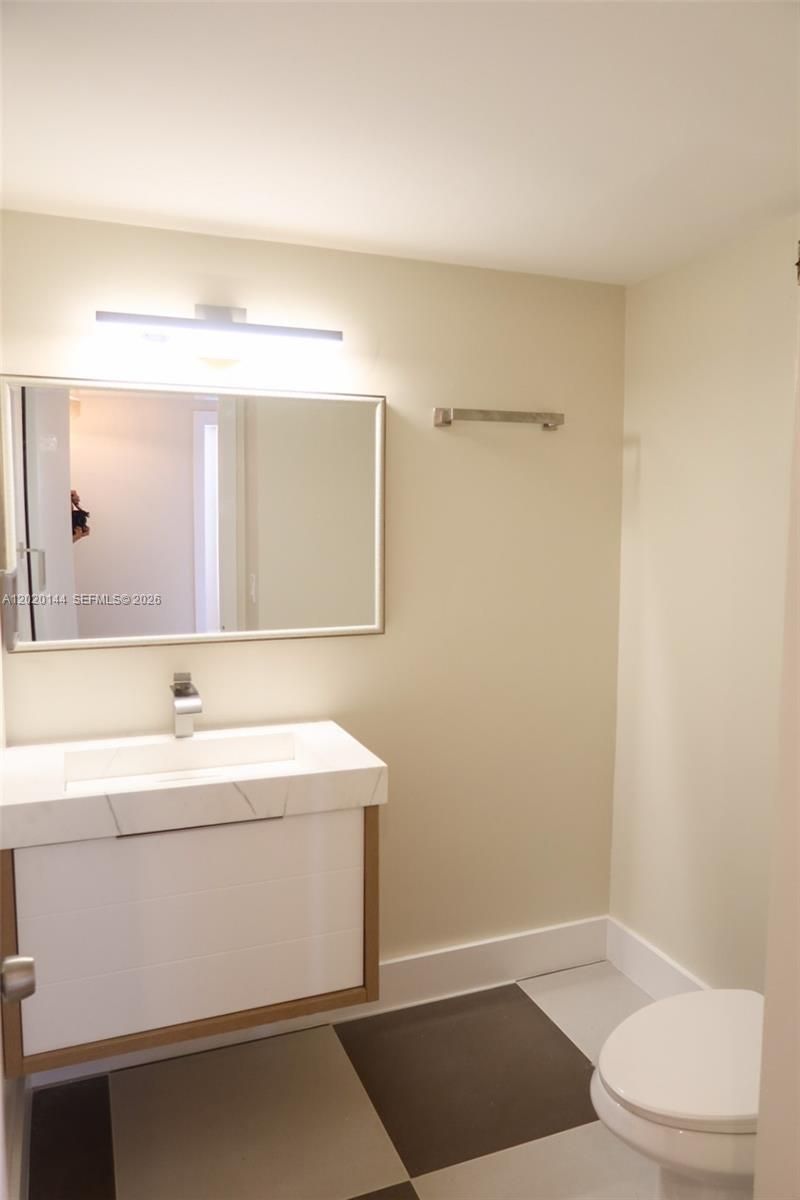 2500 Parkview Dr , Unit 1816, Hallandale Beach, FL 33009 Photo