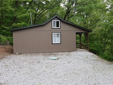 61342 High Hill Road, Cambridge, OH 43725