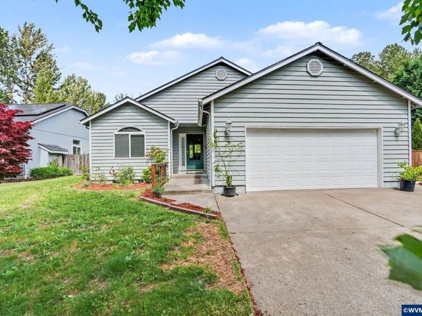 2967 SE Summerfield Dr, Corvallis, OR 97333