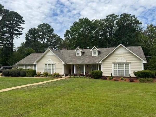 217 Winfield Dr., Tupelo, MS 38801
