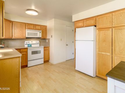 125 Lake Glen Drive, Carson City, NV 89703 Photo