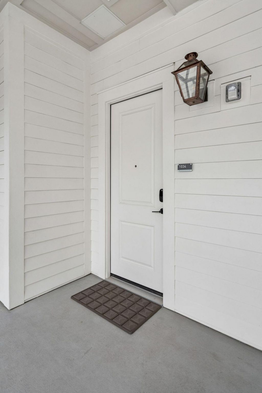 320 Longshore Street Photo 29