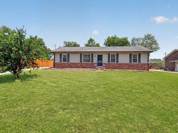 272 Wessington Pl N, Hendersonville, TN 37075