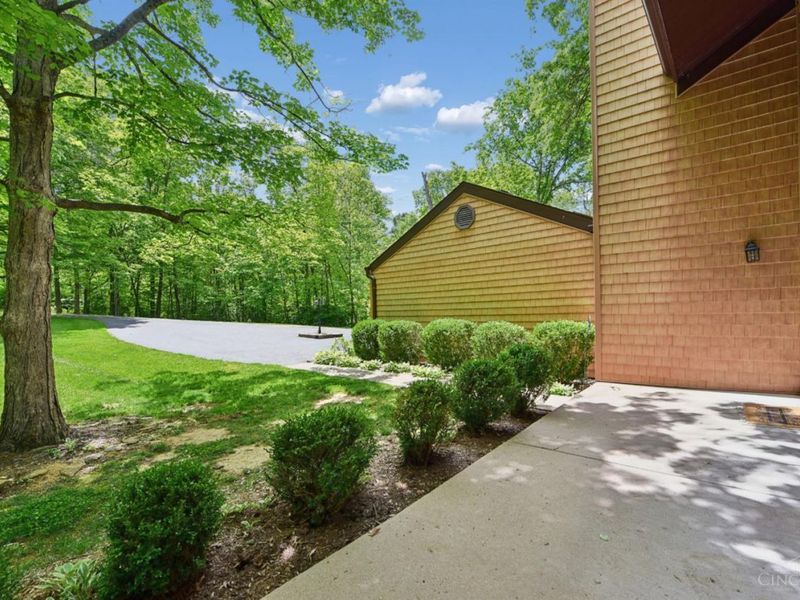 13 Cherokee Trail, New Richmond, OH 45157 Photo 4