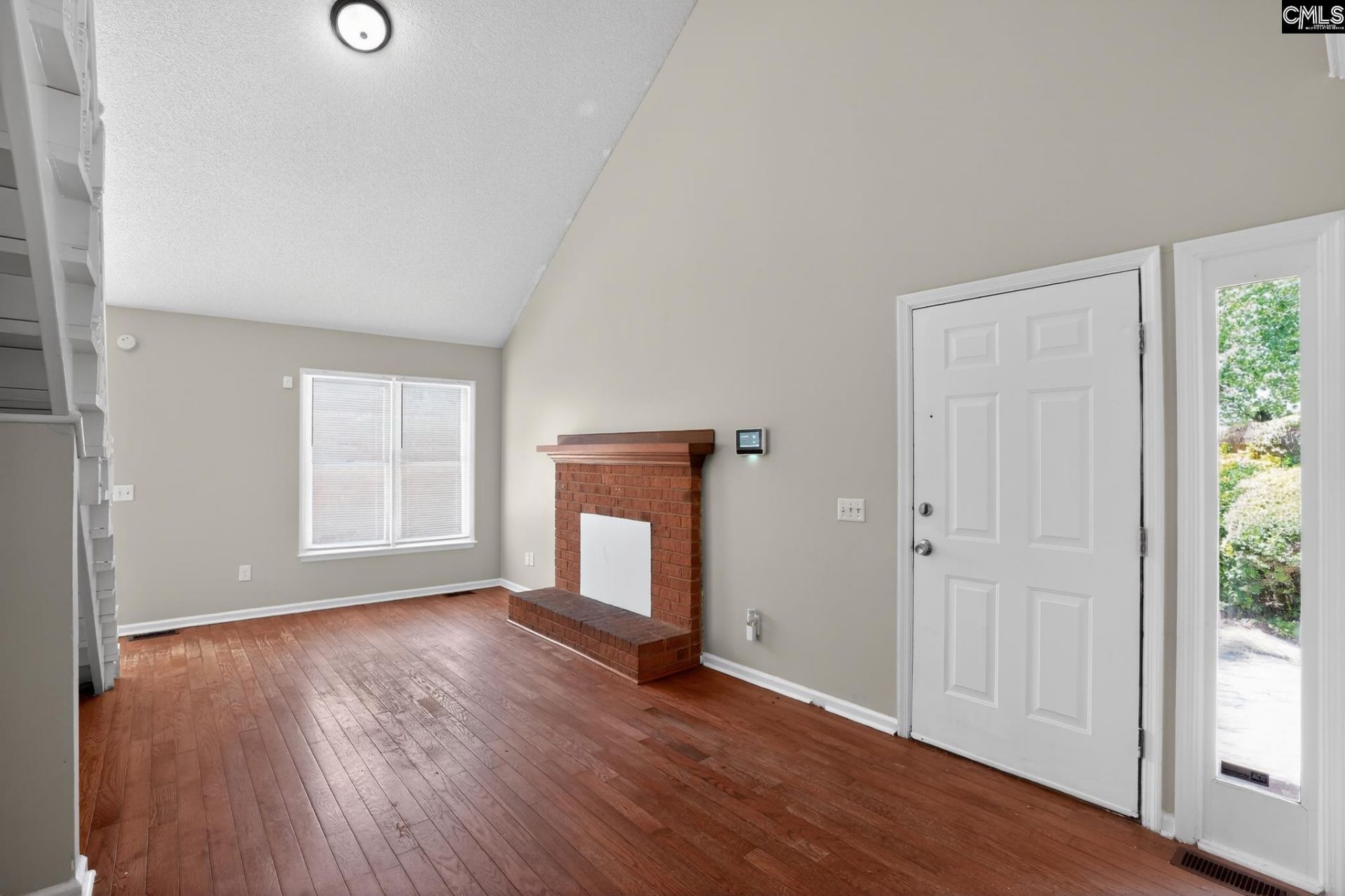 126 Village Walk Photo 10
