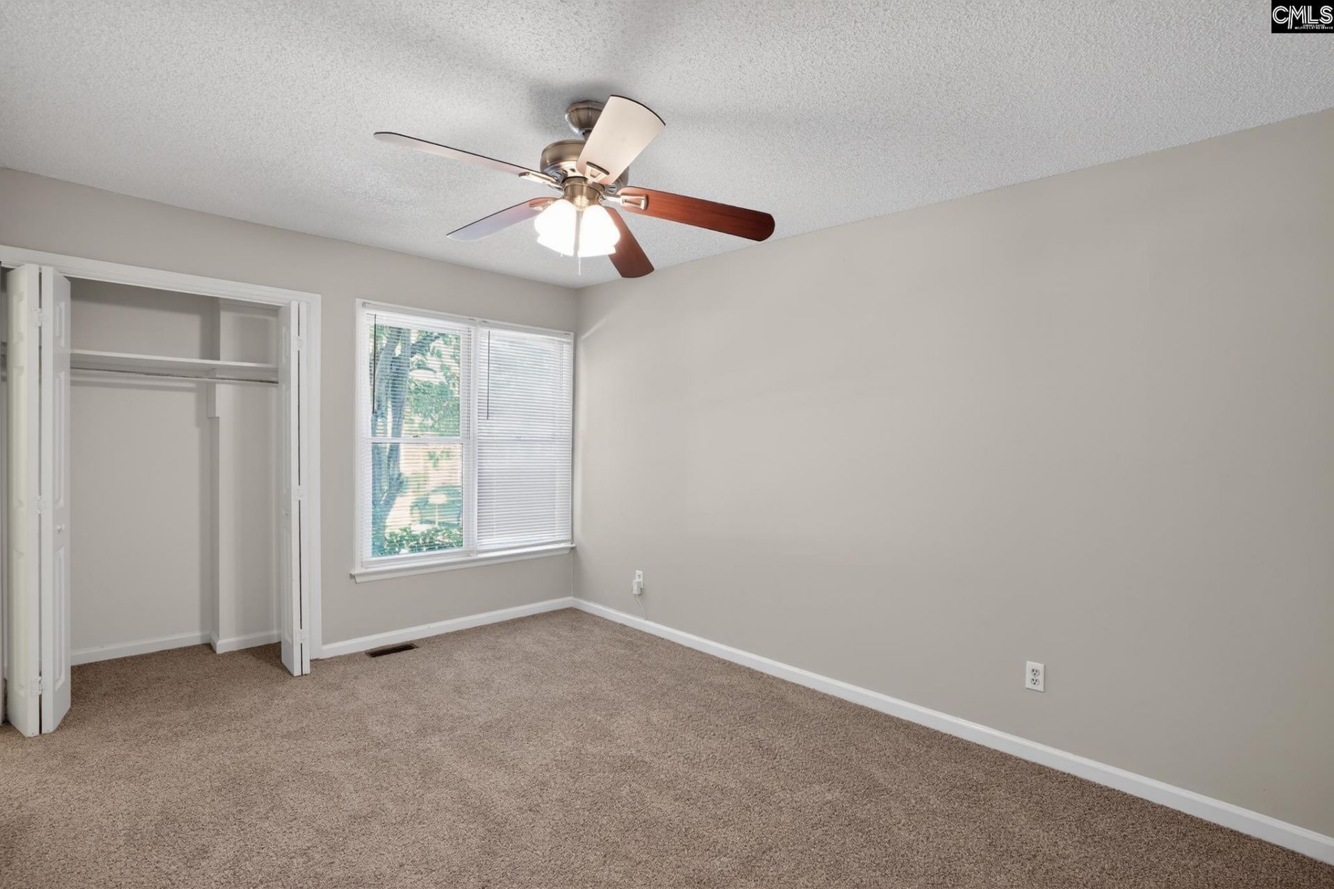 126 Village Walk Photo 17