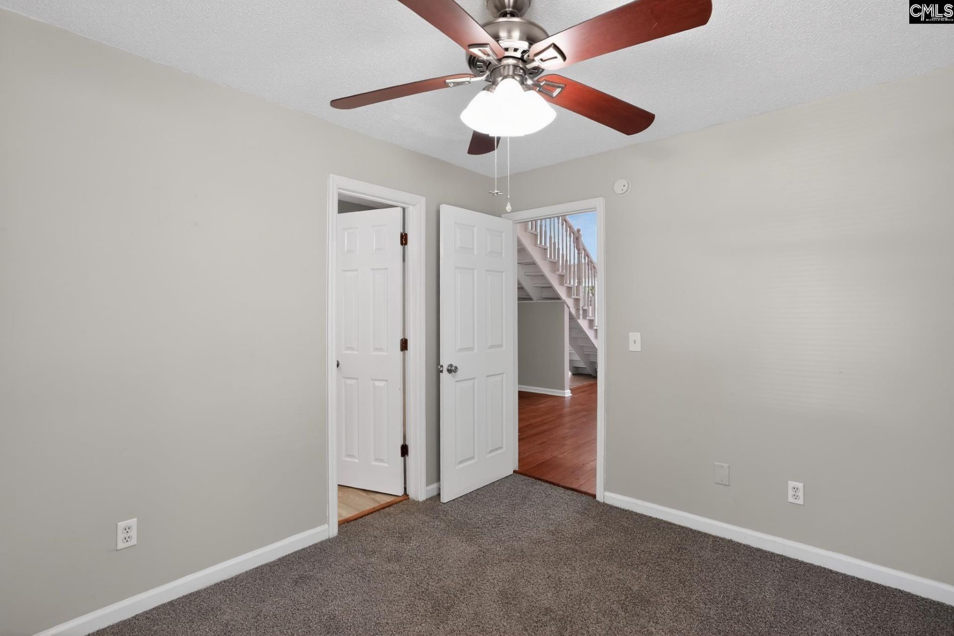 126 Village Walk Photo 19