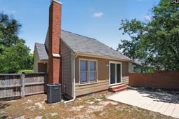126 Village Walk photo 4