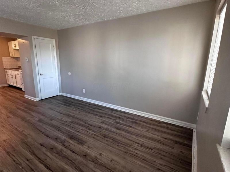 1056 Loretta Avenue, Columbus, OH 43211 Photo 6