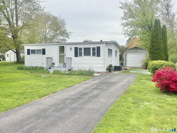 20 Robin, Colchester, CT 06415