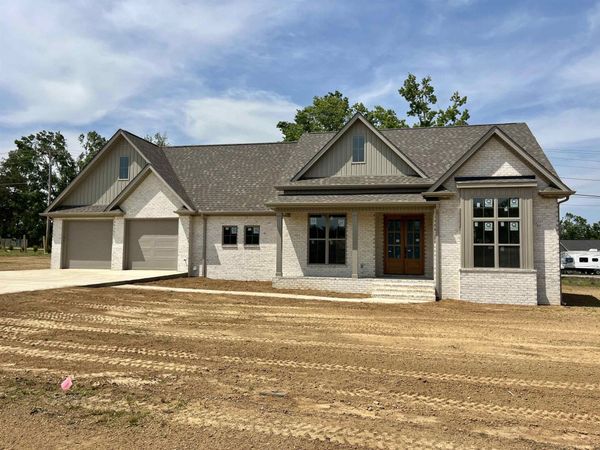 40 SESSILE CV, Savannah, TN 38372