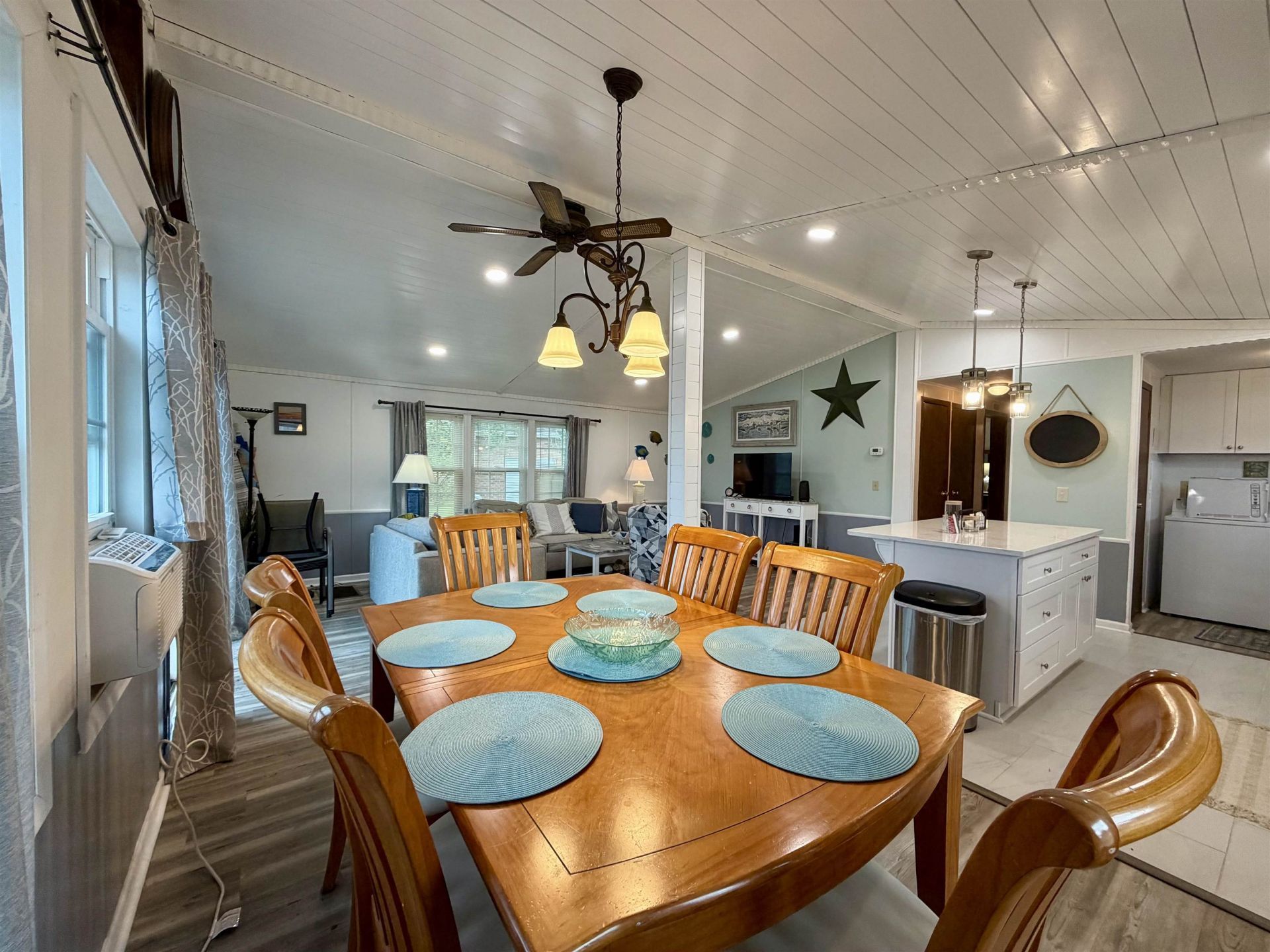1804 East Lake Dr. Photo 7