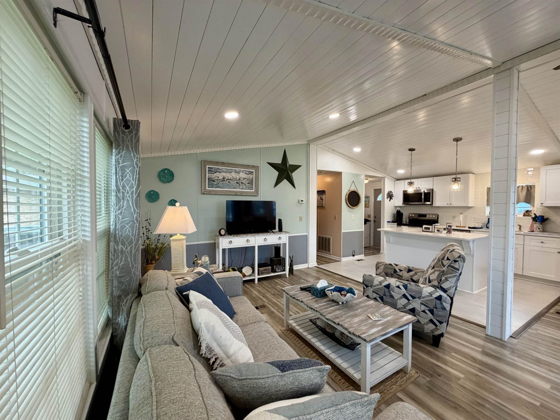 1804 East Lake Dr. Photo 9