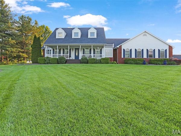 10 Shannon Court , Highland, IL 62249