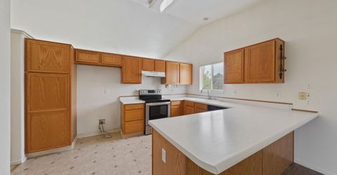 17617 Grand Valley Court, Reno, NV 89508 Photo