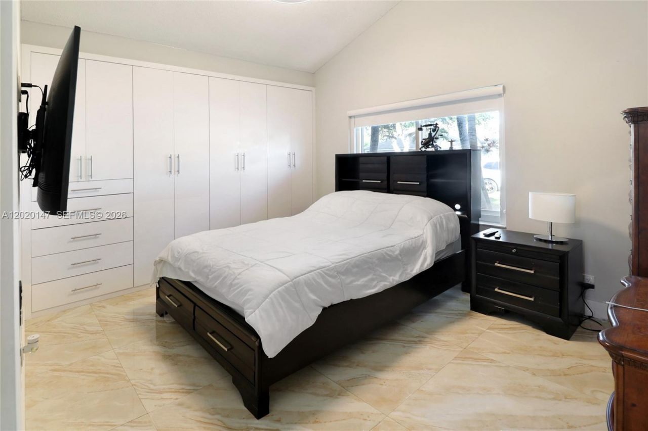 16183 NW 15th St , Pembroke Pines, FL 33028 Photo