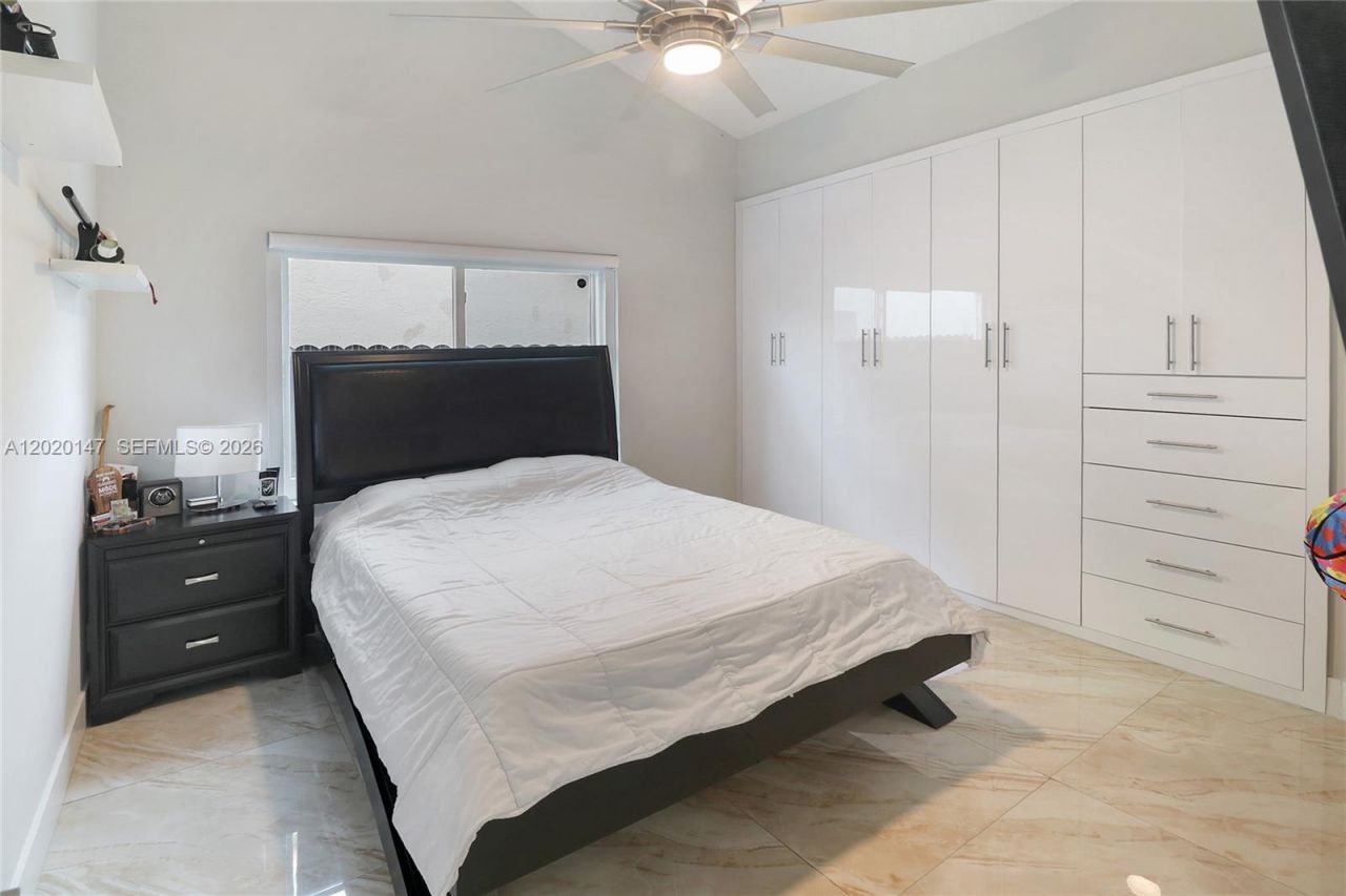 16183 NW 15th St , Pembroke Pines, FL 33028 Photo