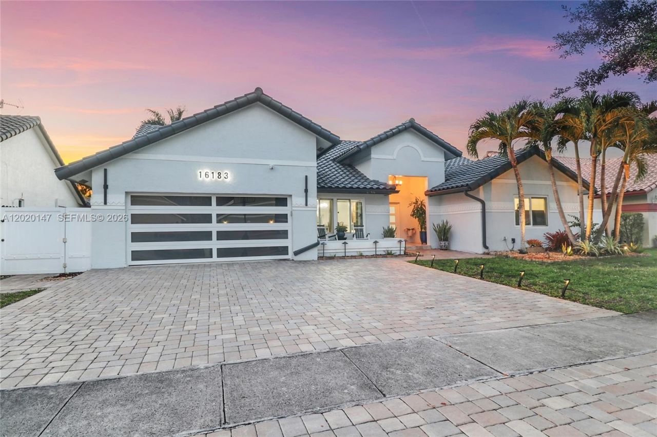 16183 NW 15th St, Pembroke Pines, FL 33028 Photo