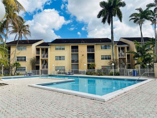 15340 SW 106th Ter , Unit 819, Miami, FL 33196