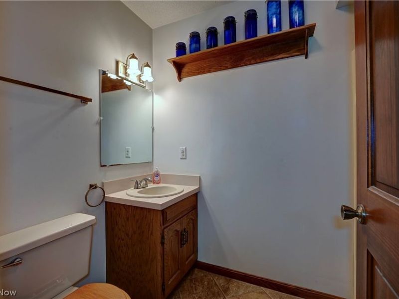 883 Basel Street, Sugarcreek, OH 44681 Photo 18