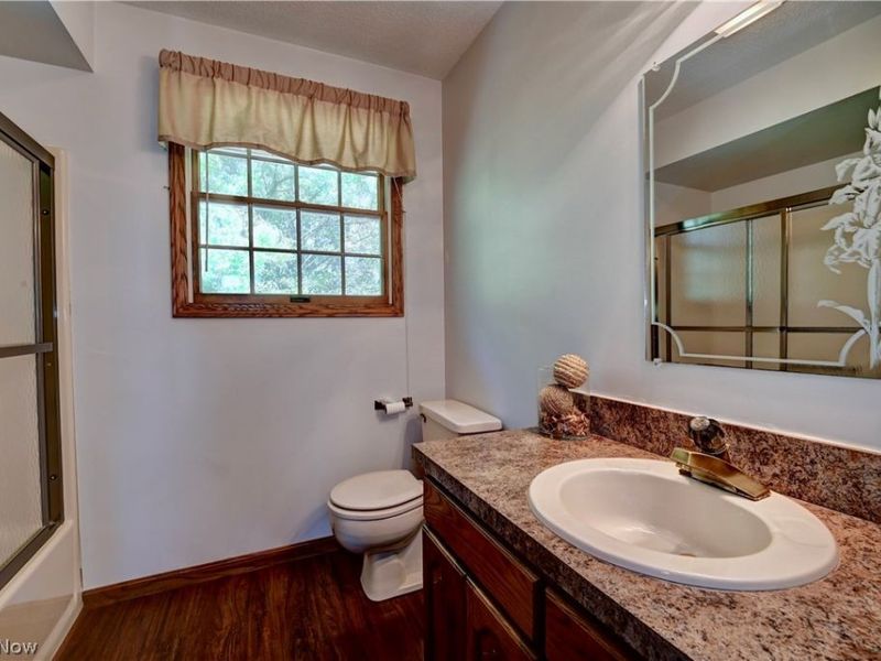 883 Basel Street, Sugarcreek, OH 44681 Photo 29
