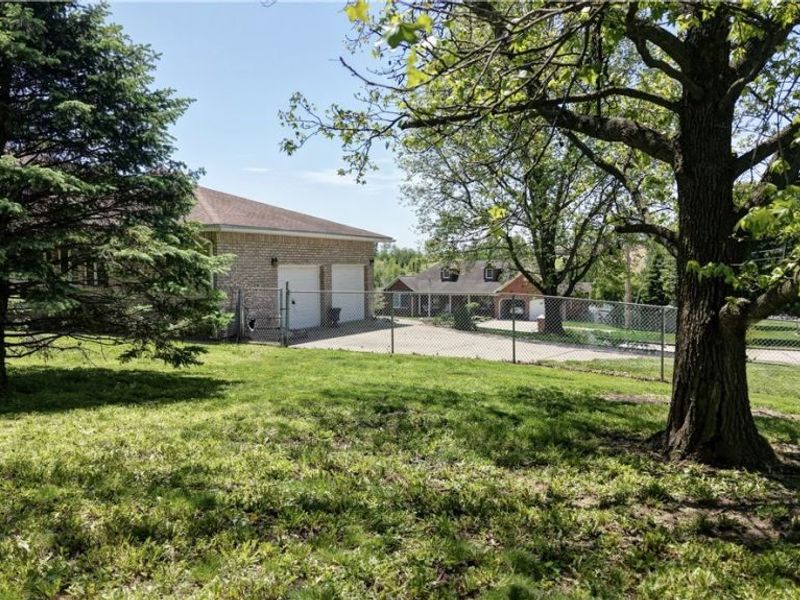883 Basel Street, Sugarcreek, OH 44681 Photo 41