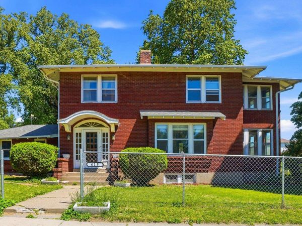 415 S Gunnison Street, Burlington, IA 52601