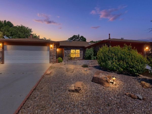9214 Admiral Lowell Place NE, Albuquerque, NM 87111