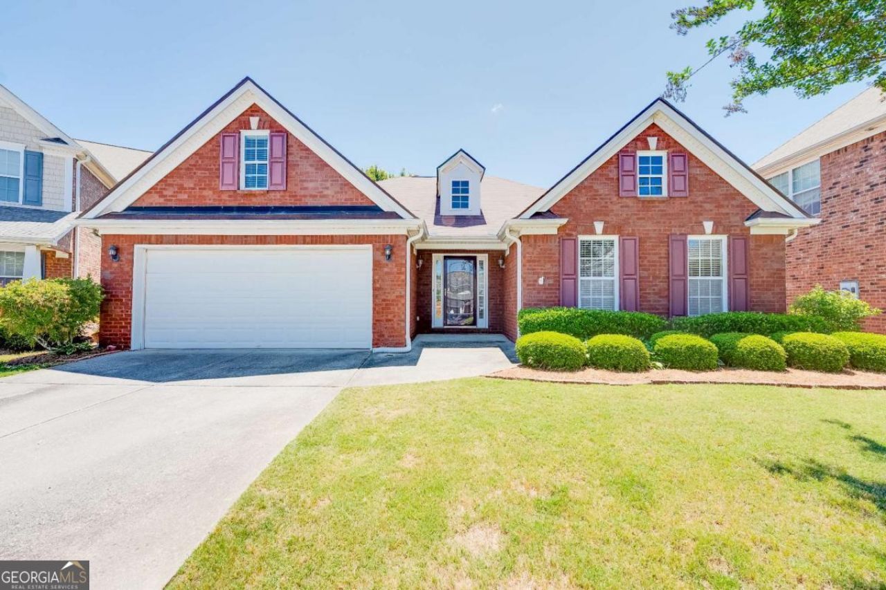 2126 Benchmark Drive, Snellville, GA 30078 Main Photo