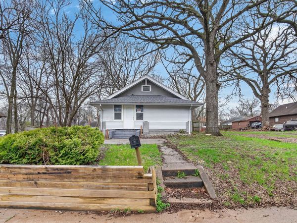 1817 22nd Street, Des Moines, IA 50310