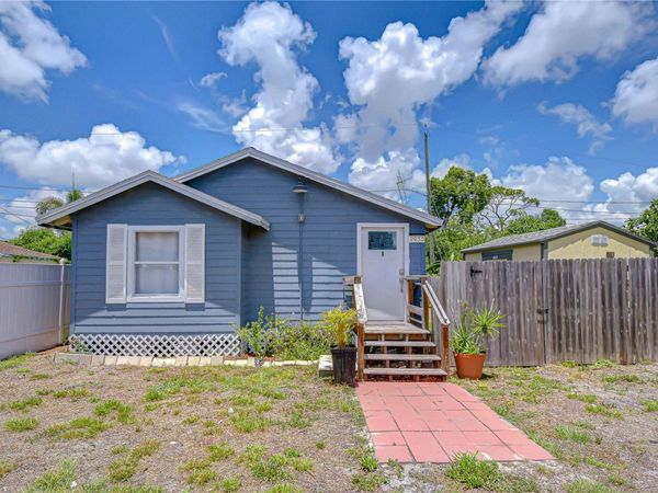 2933 56TH AVENUE N, ST PETERSBURG, FL 33714