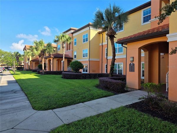 5447 VINELAND ROAD, Unit 1210, ORLANDO, FL 32811