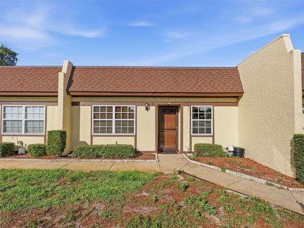11430 CARRIAGE HILL DRIVE , Unit 4, PORT RICHEY, FL 34668