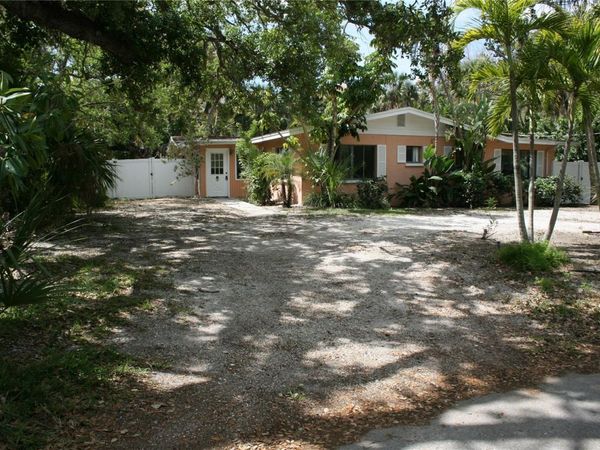 144 GARDEN LANE , SARASOTA, FL 34242