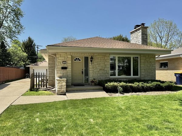 1231 118th STREET, West Allis, WI 53214