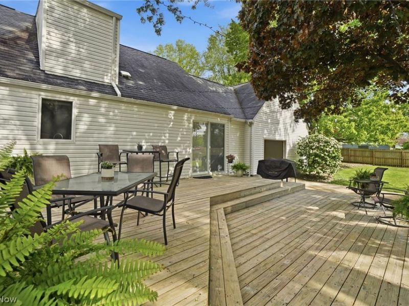 175 Henn Hyde Road NE, Howland, OH 44484 Photo 8