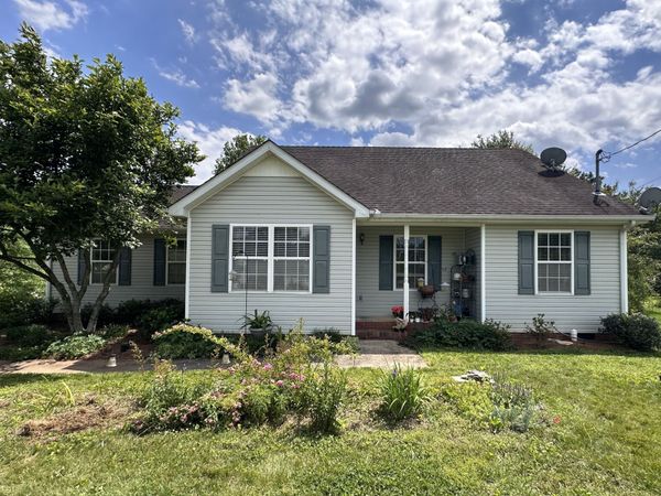211 Homewood Dr , Murfreesboro, TN 37127