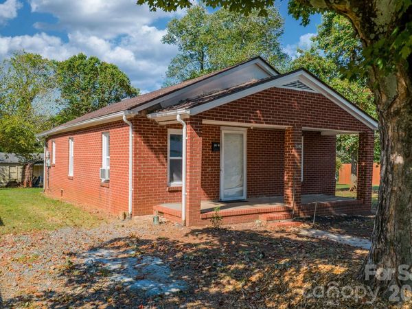 728 21st Street SW, Hickory, NC 28602