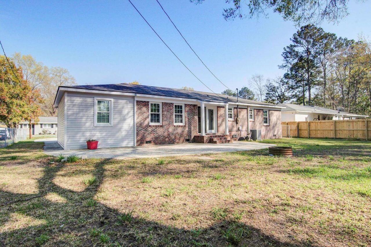 229 Jean Wells Drive Photo 13
