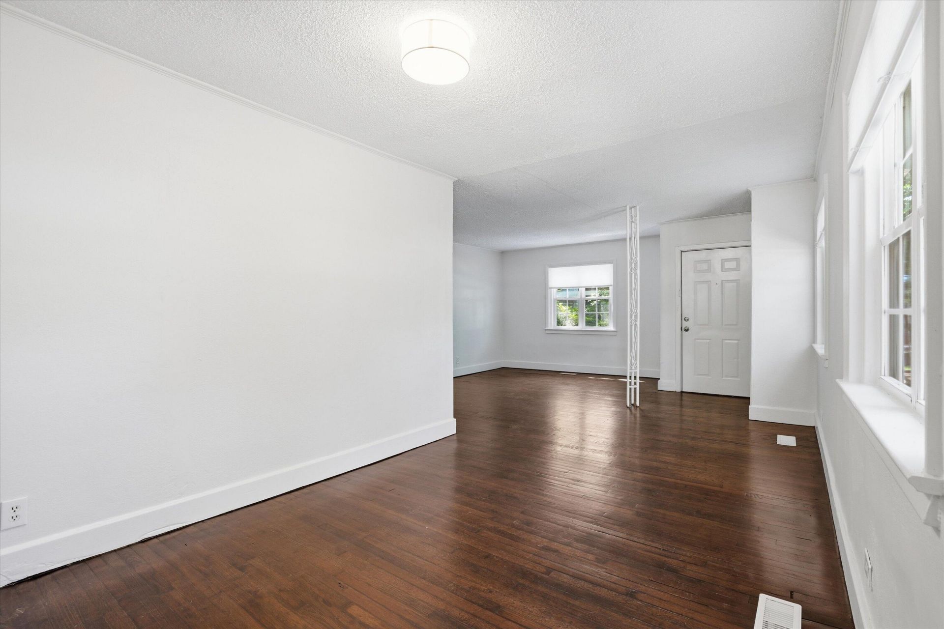 2679 Olympia Avenue Photo 10