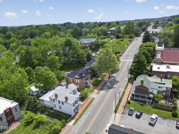 116 East Main Street, Abingdon, VA 24210
